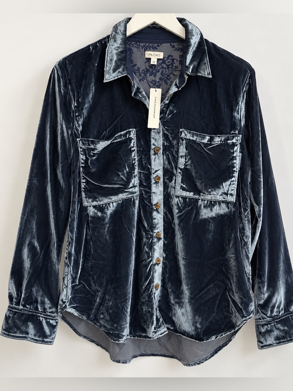 NWT Anthropologie Pilcro Hadley Luxe Velvet Relaxed Buttondown Shirt in Slate - Picture 7 of 7